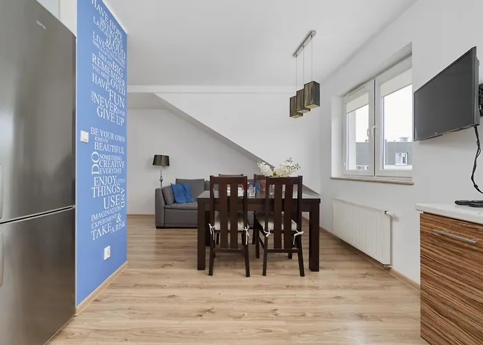 Comfortable & Cozy With Balcony - Klimasa By Renters Apartamento *